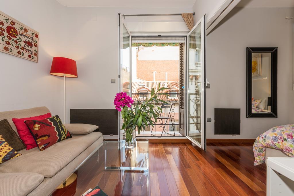 Principe Santa Ana Madrid Centro公寓 外观 照片
